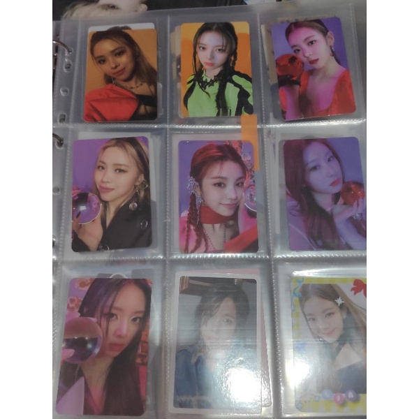 PC ITZY GUESS WHO RYUJIN YUNA YEJI CHAERYEONG LIA
