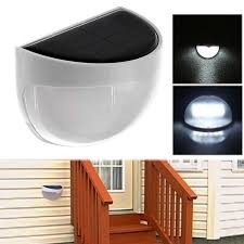 Lampu Teras Tenaga Surya / Lampu Taman Solar Cell  LAMPU DINDING SERBAGUNA