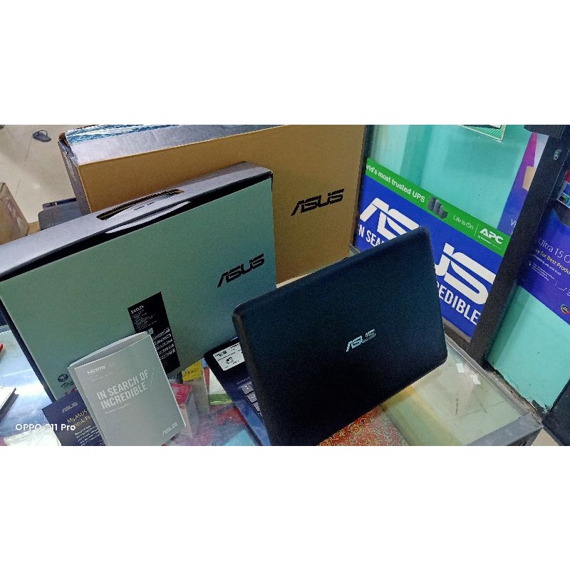 Laptop Asus E402Y garansi resmi on sampai bulan 10 2022