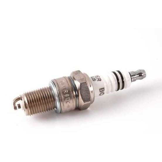 busi super BOSCH w8dc / f6tc untuk kijang 3k-7k non EFI