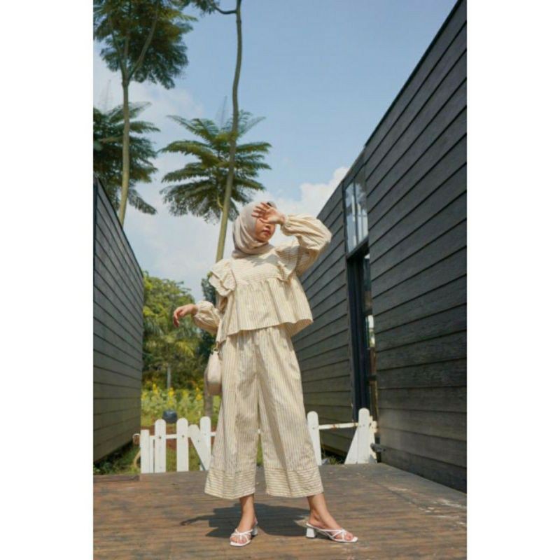 [JASTIP] TUESDAY SET (FREE TOTEBAG) BY SLEEPYMOONDAY