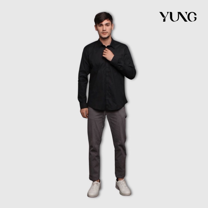 YUNG Kemeja Pria Basic Polos Panjang Poplin Stretch