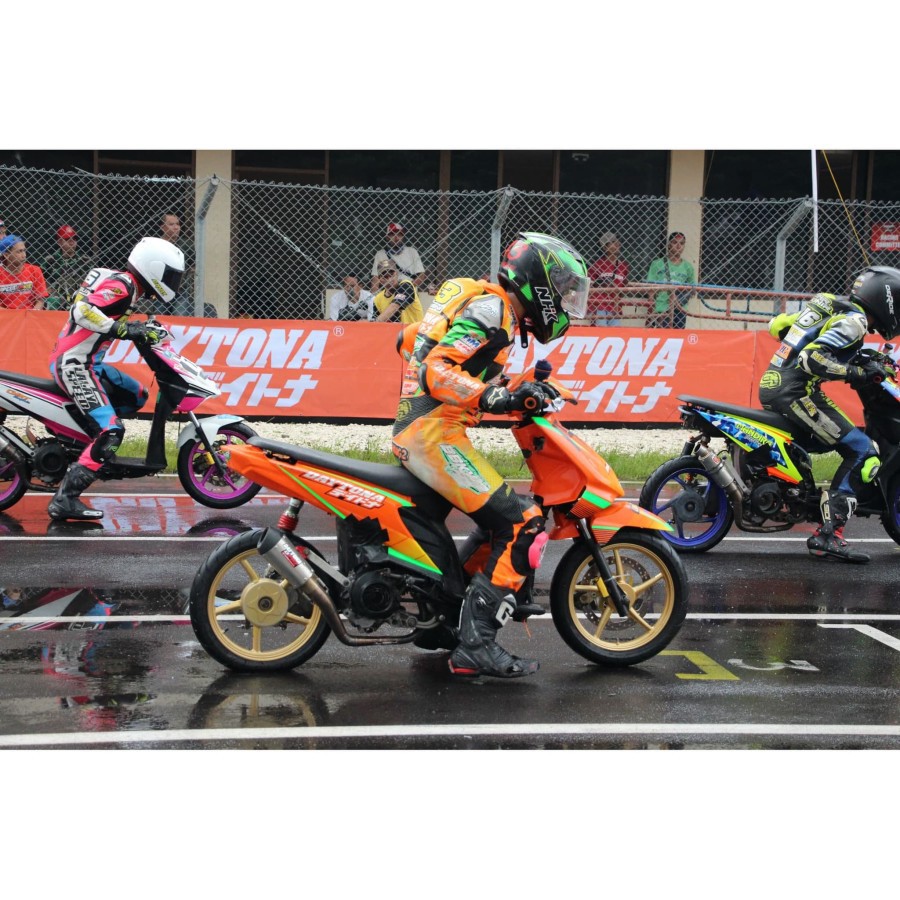 KNALPOT DAYTONA RACING GP TAPER BEAT SCOOPY KARBU BOREUP ROAD RACE  130-150cc