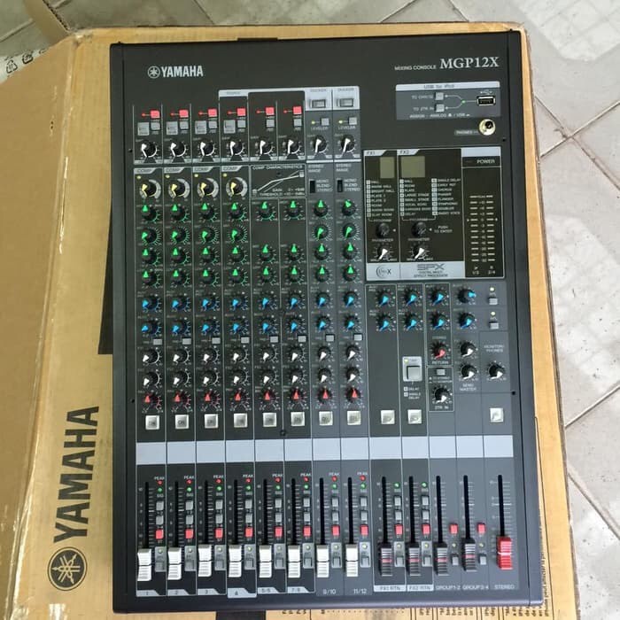 MIXER YAMAHA MGP 12 X  MIXER YAMAHA MGP12X MGP 12 X