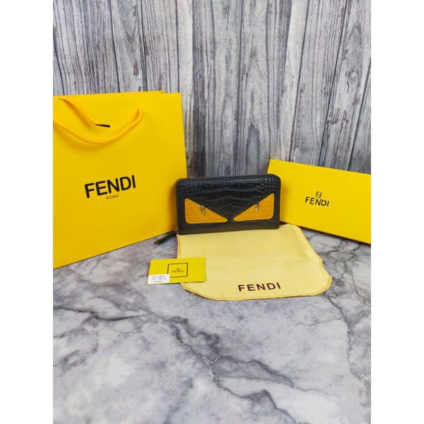 DOMPET ZIPPER FENDI / WALLET FENDI EYE