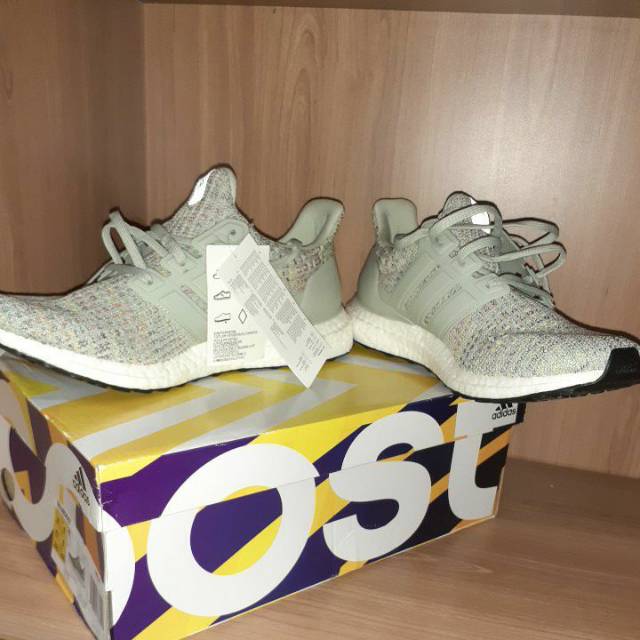 ultra boost ash silver