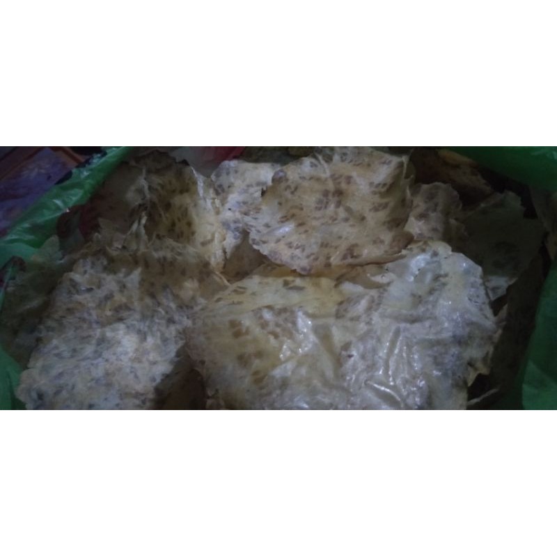 

kerupuk jengkol