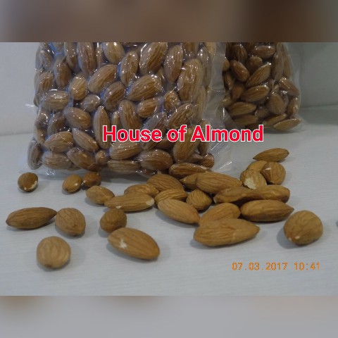 

Roasted Almond Premium (Panggang) kacang almond 1000gram