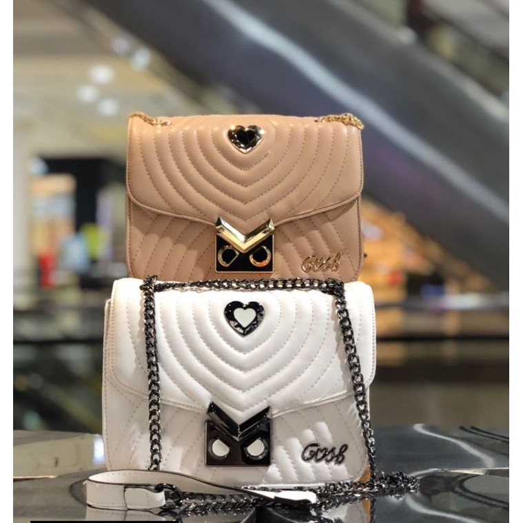 READY GOSH art 784 beige and white