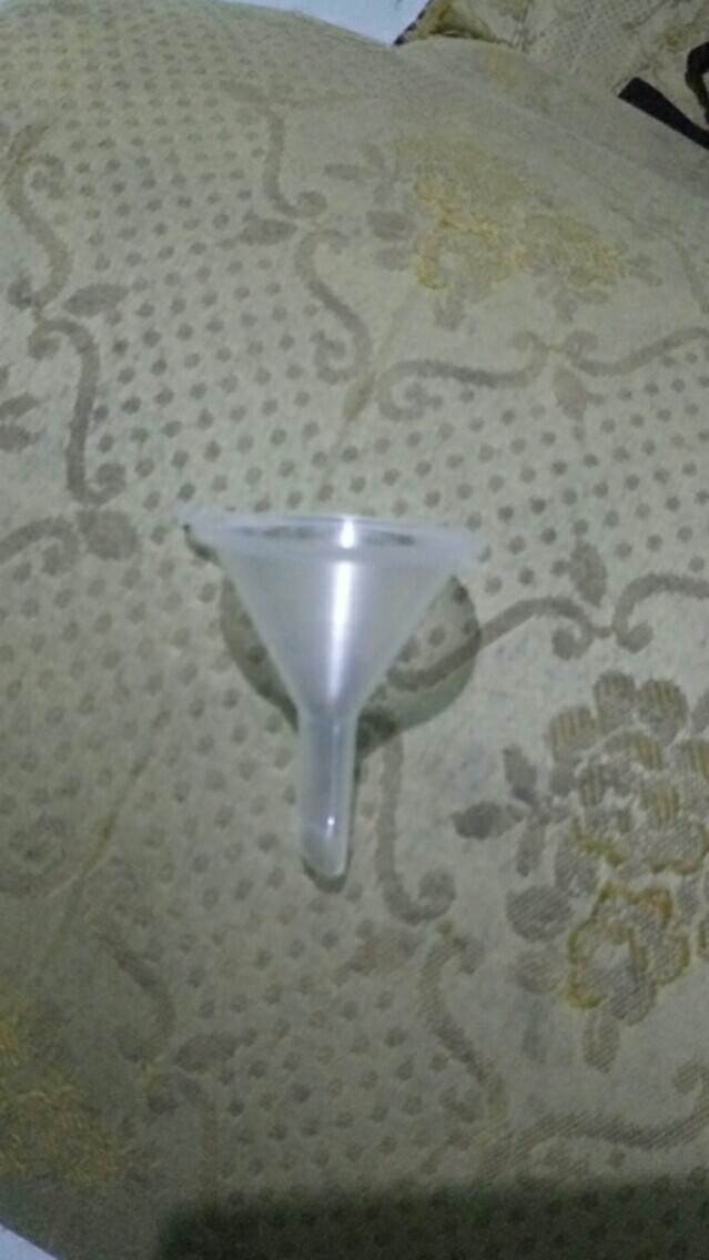 【cr】1pc Small Plastic For Perfume Diffuser Bottle Mini Liquid Oil Funnels Labs