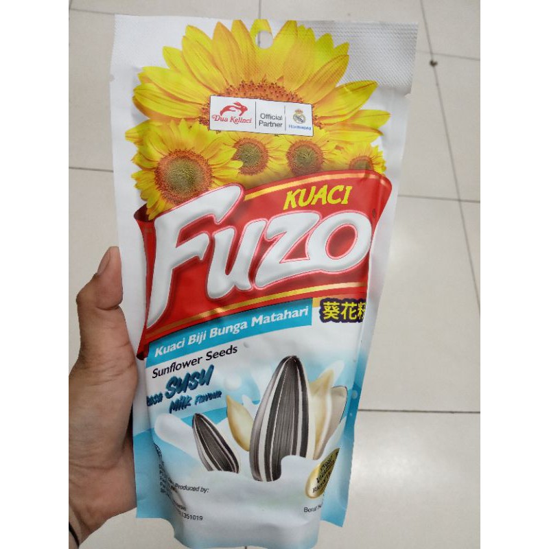 

dua kelinci kuaci bunga matahari fuzo rasa milk susu 150g