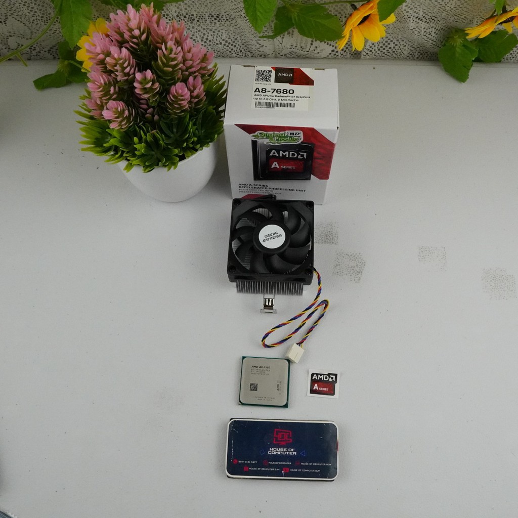 PROCESSOR AMD APU A8 7680 onboard r7 2gb