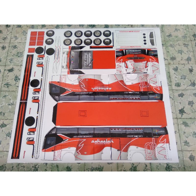 Stiker Vinyl Anti Air Pola Miniatur Bus Sahaalah Merah Putih XHD PRIME Skala 1:15