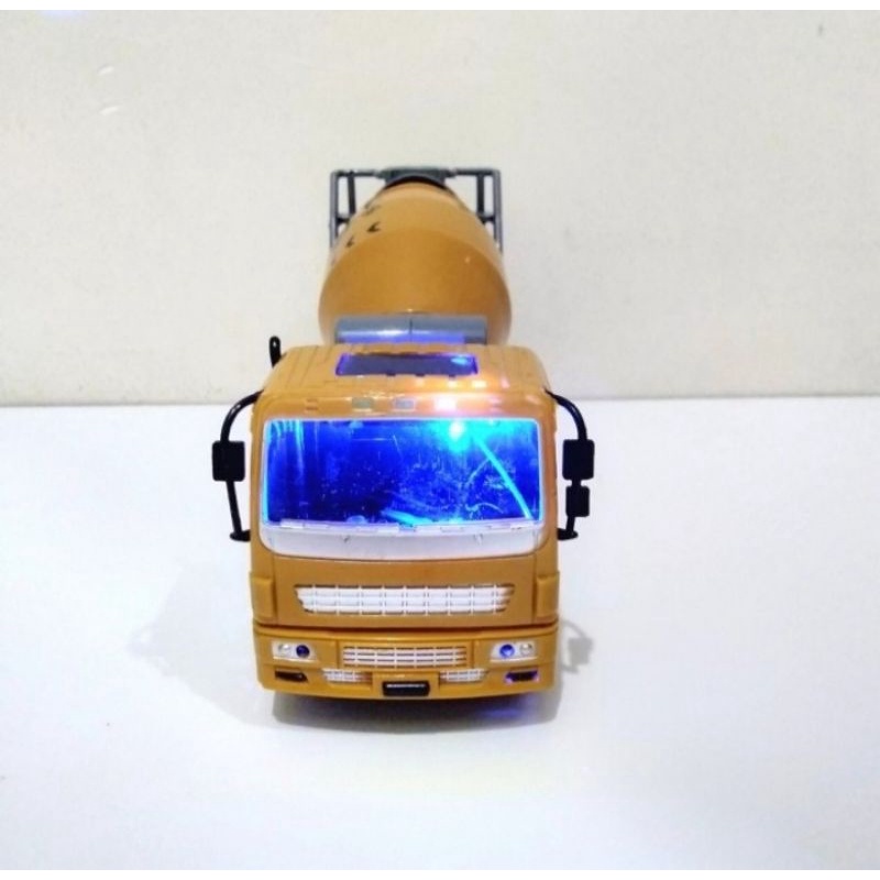 MAINAN MOBIL MOBILAN RC TRUCK | TRUCK MOLEN