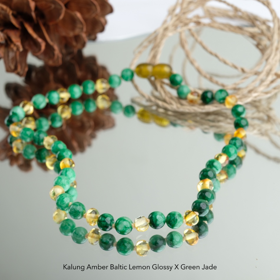 Kalung Amber Baltic Lemon Glossy X Green Jade by AMBER SEMUT