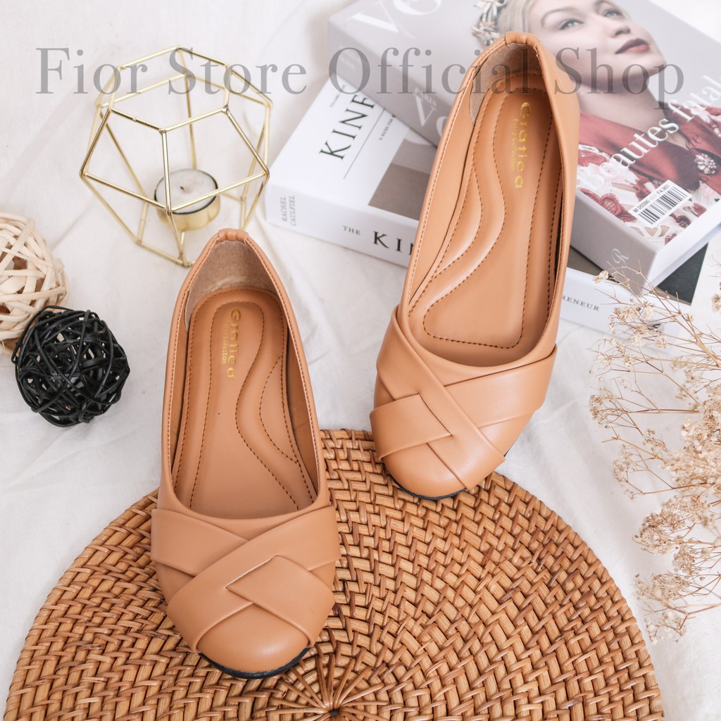 GRATICA Crosswise Leather Round Toe Ballet Flat B07 SB - Fior Store