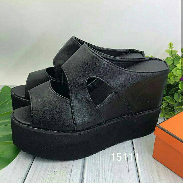 WEDGES IMPORT
