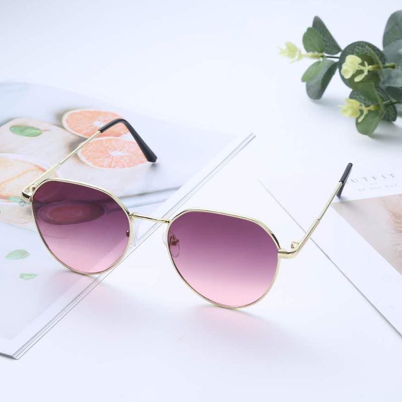 Kacamata Wanita Dan Pria Gaya Santai Dengan Gradasi Warna Gaya Korea Aksesoris Fashion-C5 Abu Pink