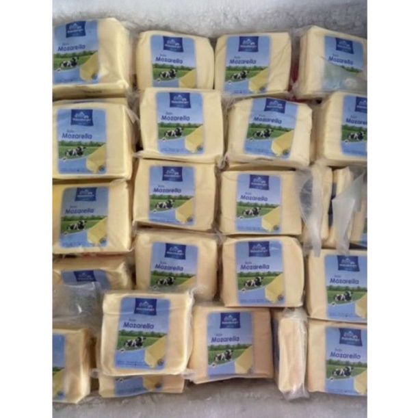 

Keju Mozzarela Oldenburg