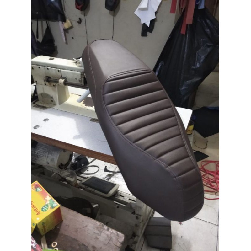 jok scoopy caferacer motif double seat coklat tua