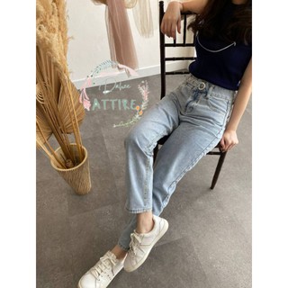  Celana  Jeans Panjang Straight Boyfriend  Highwaist Jeans 