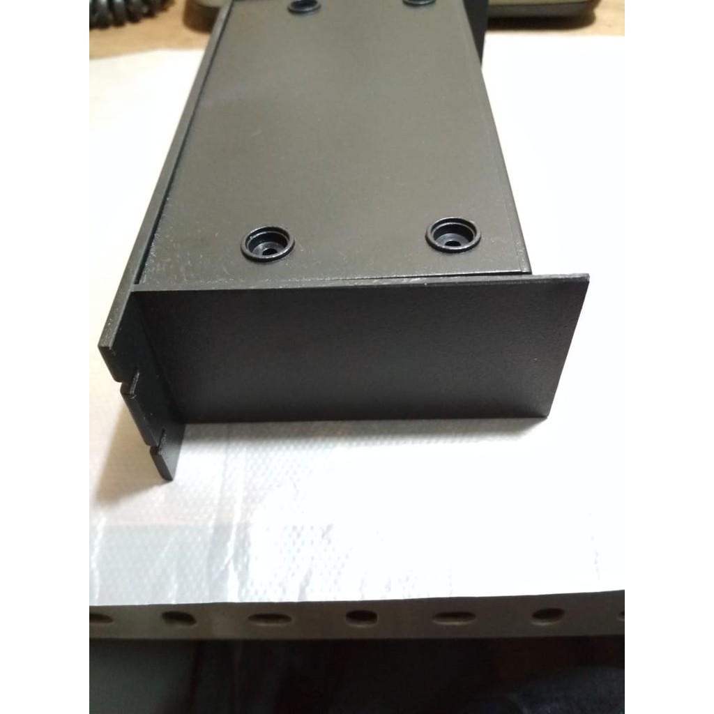 Box Hitam MP3 B38