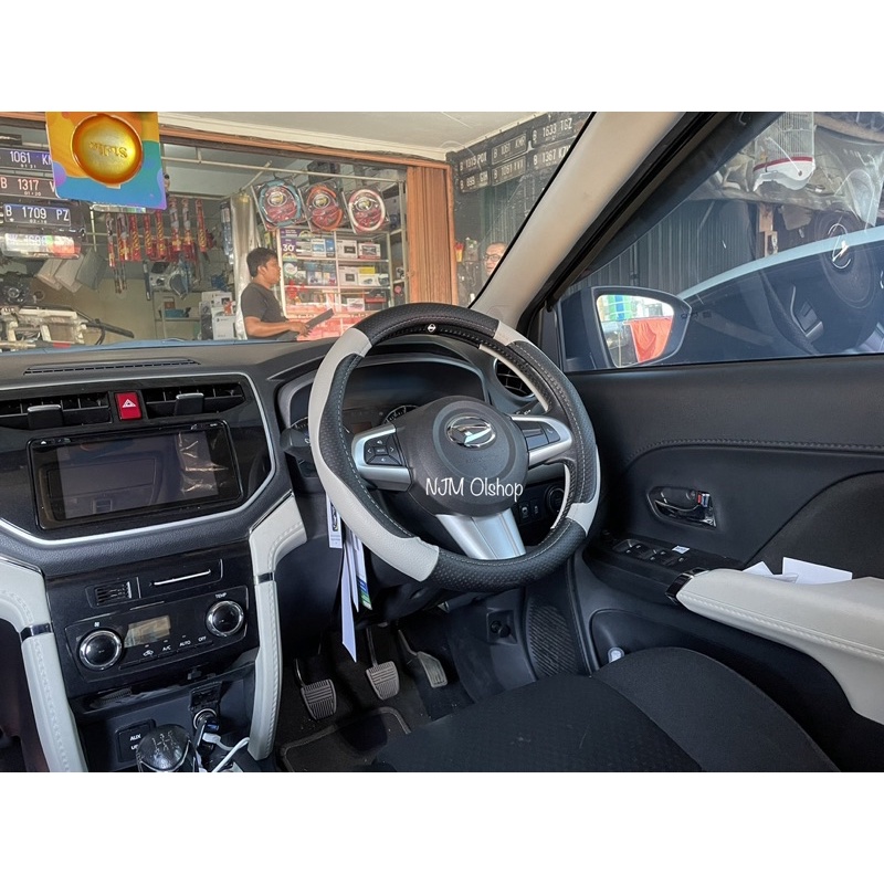 Sarung stir mobil Rush / Cover stir mobil Terios / Sienta / Freed / Ertiga asli MBTech - Universal