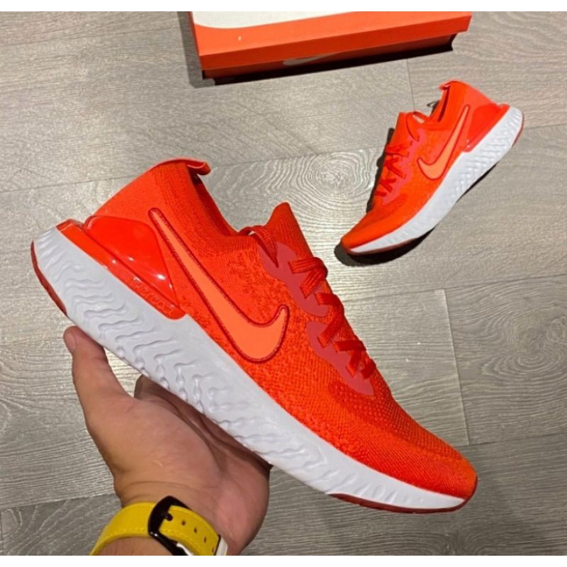 nike air react flyknit 2