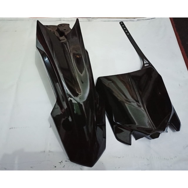 SPAKBOR DEPAN CRF L 150 DAN PAPAN NOMER CRF 250 SUPERMOTO