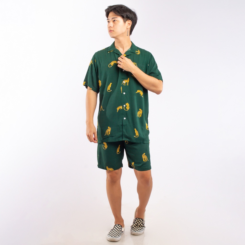 SANVANINA EB-03 Set Kemeja Hawaiian Printing Jaguar Green | Kemeja Oneset | Pajamas Pria | Oneset Rayon | Hawaian Set