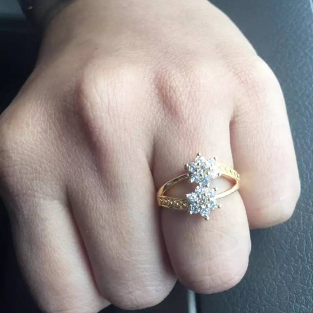 Cincin dua bunga perhiasan wanita gold 18 k