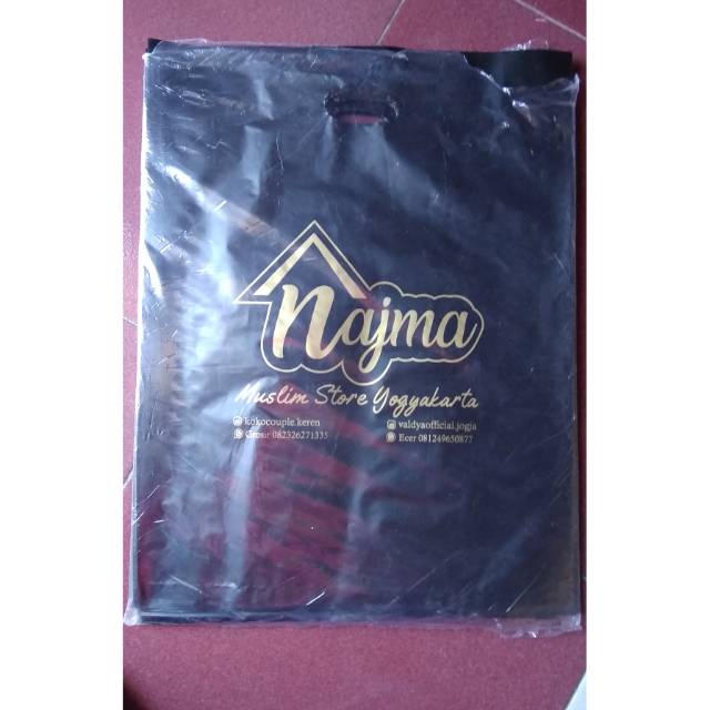 

Plastik plong hitam / plastik olshop / plastik sablon