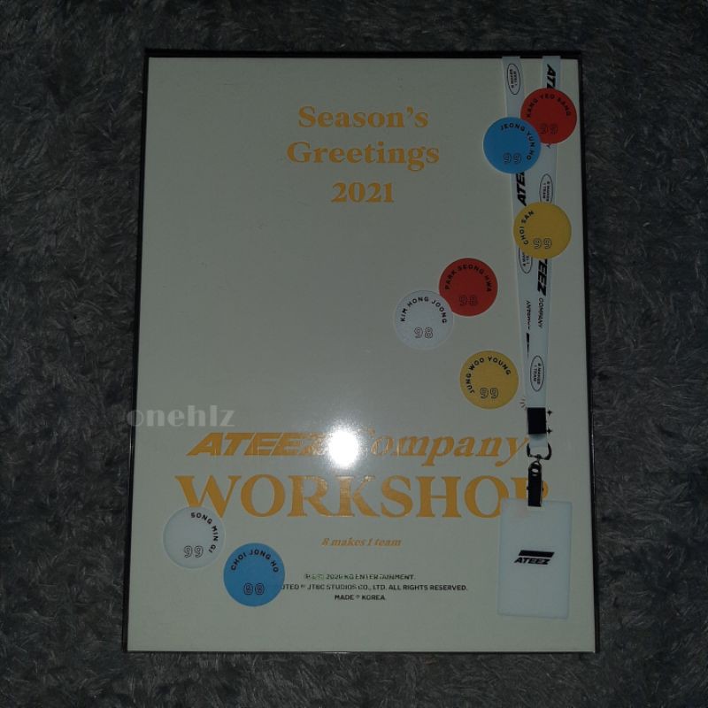 READY SHARING SG21 ATEEZ Calendar Hongjoong Yeosang Mingi