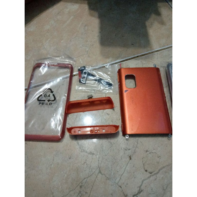 CASING KESING NOKIA E7 E7-00 SLIDE FULLSET TANPA KEYPAD QWERTY