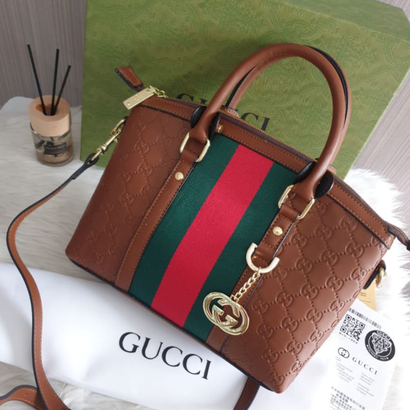 TAS WANITA GUCCI RANIA EMBOSSED FREEBOX