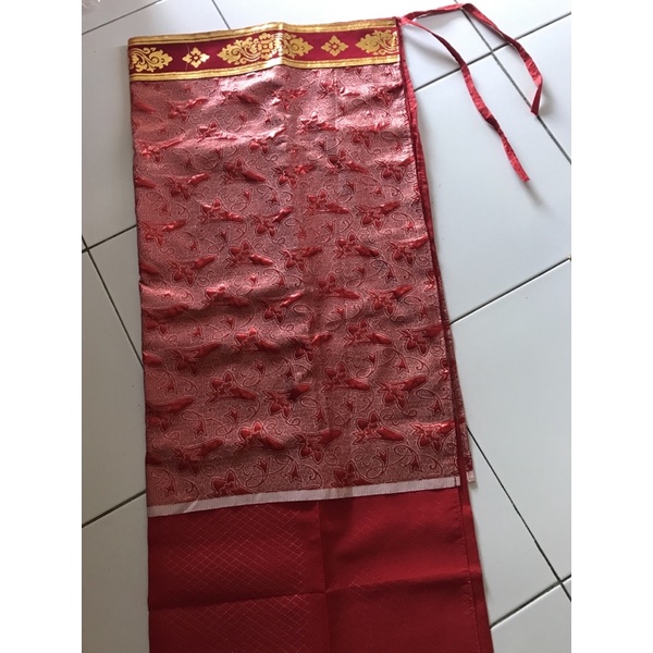 WASTRA SINGAPUR KALOKE MERAH MENARIK