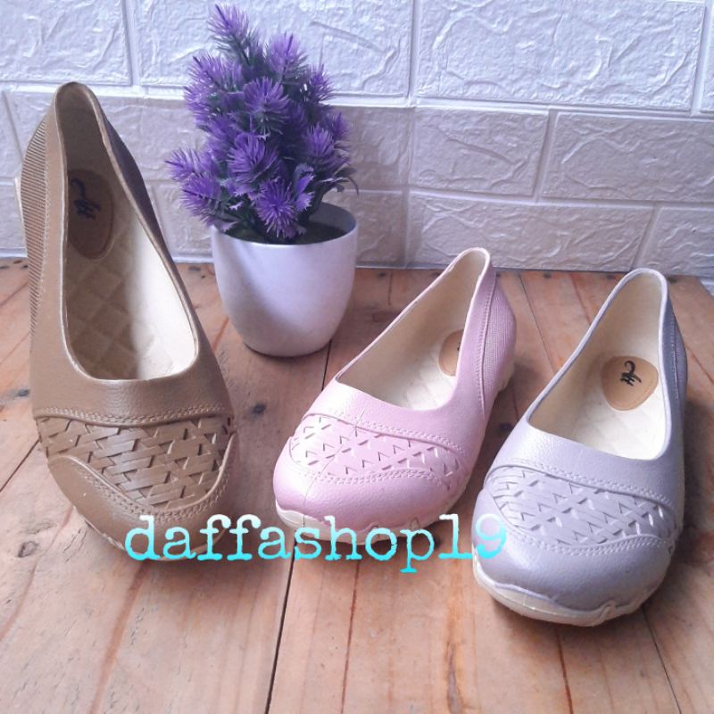 Sepatu Karet Wanita ATT SWK 469/Sepatu Karet Wanita Slip On Anti Air uk 37-40