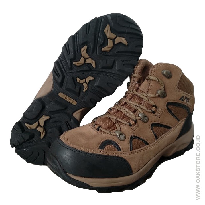 Sepatu Gunung Rei Arkansas