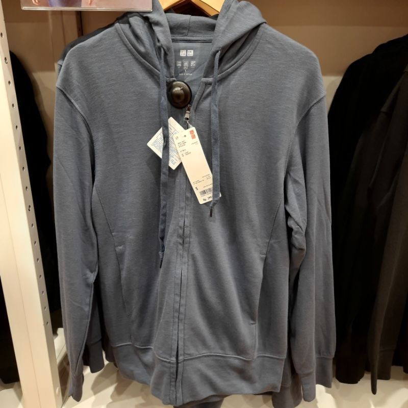 Hoodie zipper Uniqlo man AIRism jastip jasa titip