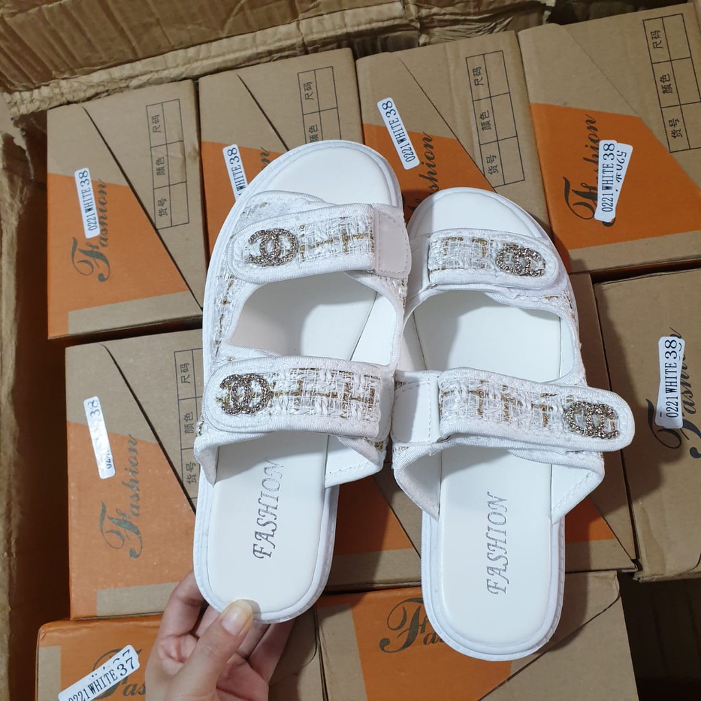 Sendal Dua Tali Wanita 002210 2STRAP SANDALS