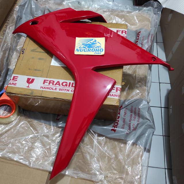 Cover Bodi Fairing Kiri Merah New Cbr150r Led K45G K45N Original