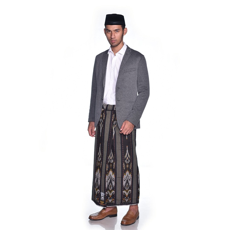 Sarung BHS Gold Signature Motif Kawung Sersan Dua Warna Hitam Oranye