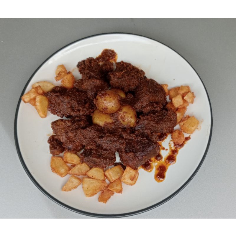 

Rendang Daging Plus Ubi Plus Kentang. Home Made. buatan Rumah.
