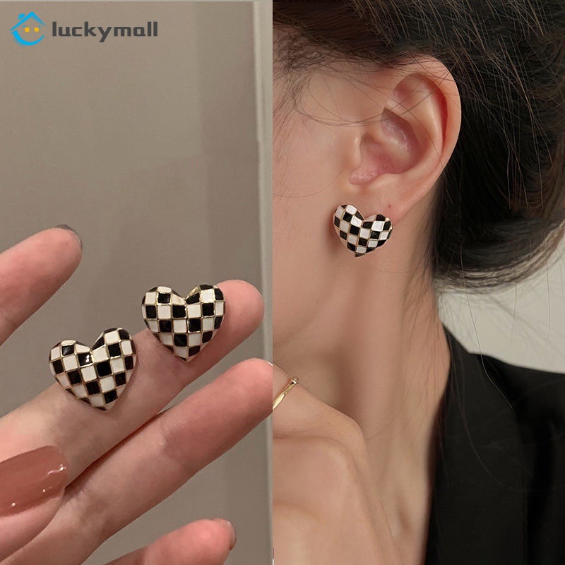 Korean Fashion Chessboard Lattice Alloy Women Accessories Love Earrings Simple Stud Earring Jewelry