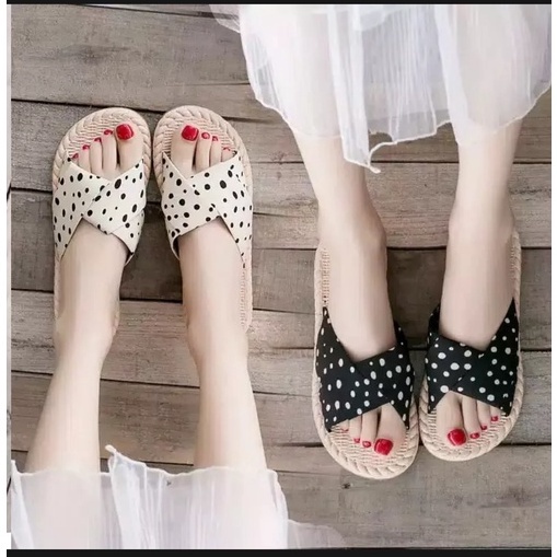 SANDAL WANITA POLKADOT// Sandal Wanita terbaru