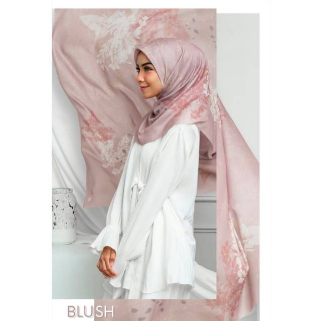 Teona Scarf. ( Titipan Blush)