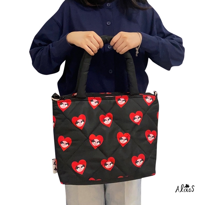 Medium Puffy Bags (Quilted) with Zipper by Alixos