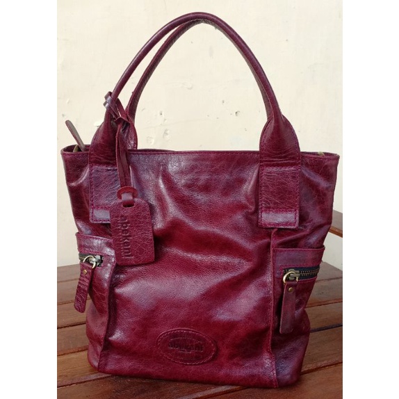 EMOMI WINE KULO ABEKANI (SOLD)