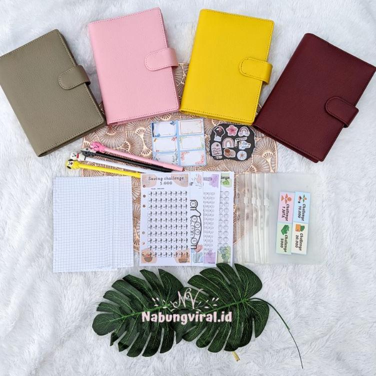 

Penjualan Terbanyak.. A6 BINDER KEUANGAN / MONEY BINDER / Paket binder sinking fund / binder A6 / binder sequin daisy hologram / ziplock / zipper pocket