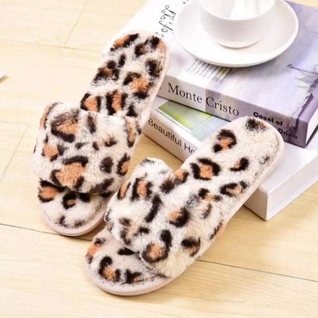 sandal rafsur sandal leopard  sandal kokop bulu sandal rumah sandal wanita